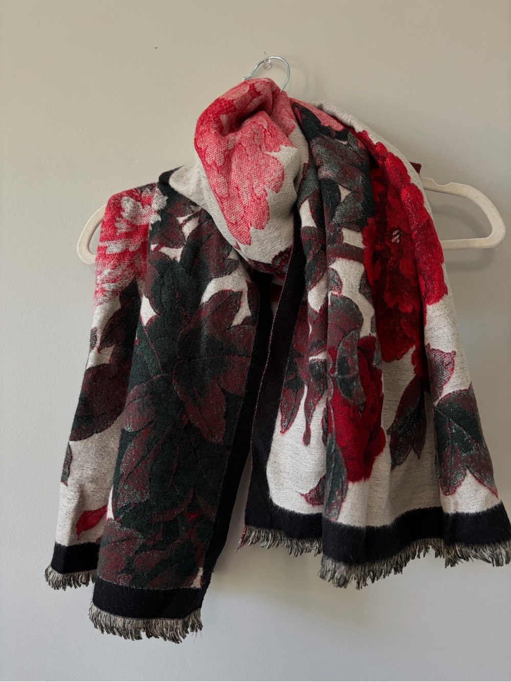 Source Unknown Floral Knit Wrap in Red, Black and Cream